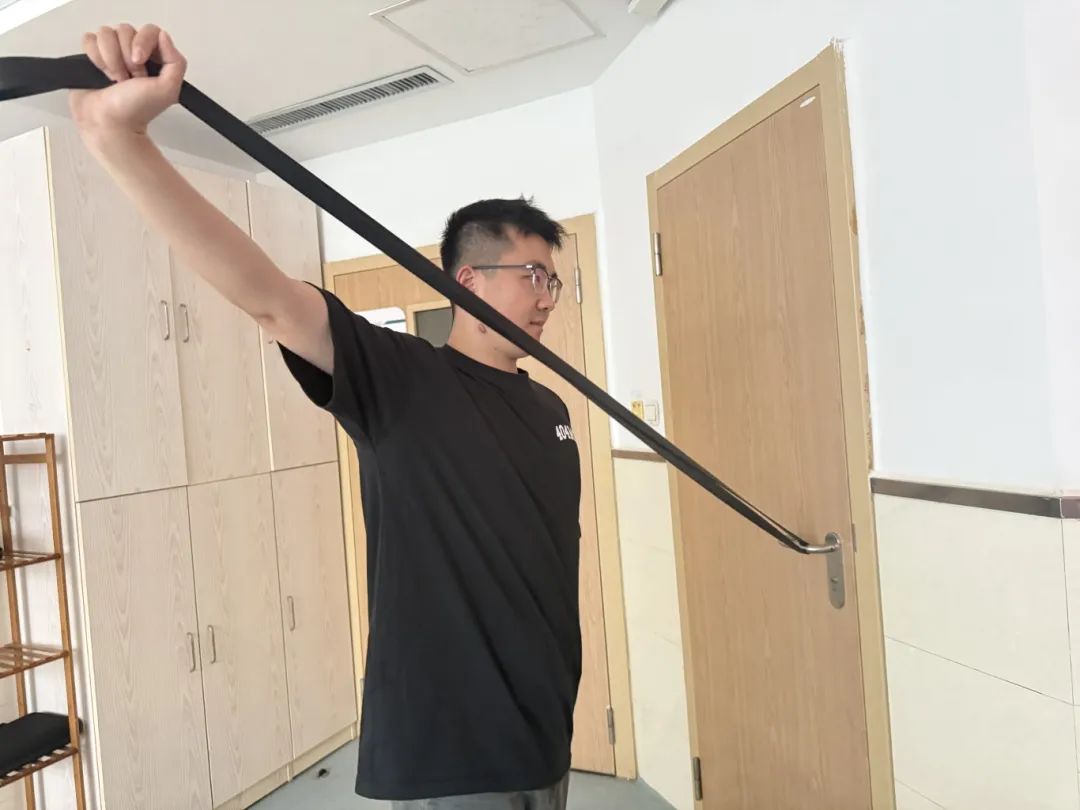 肩周炎自愈可能性_肩周炎治疗康复方法_背包重肩周炎