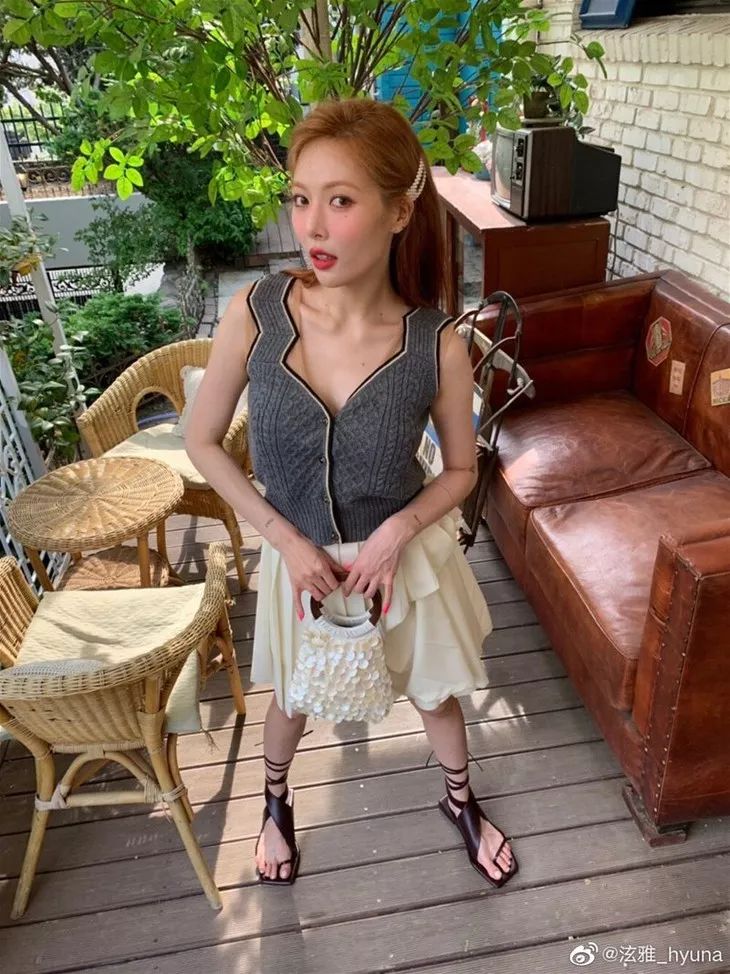 画好腮红真的很重要_腮红色系选择和画法_nars高光修容盘