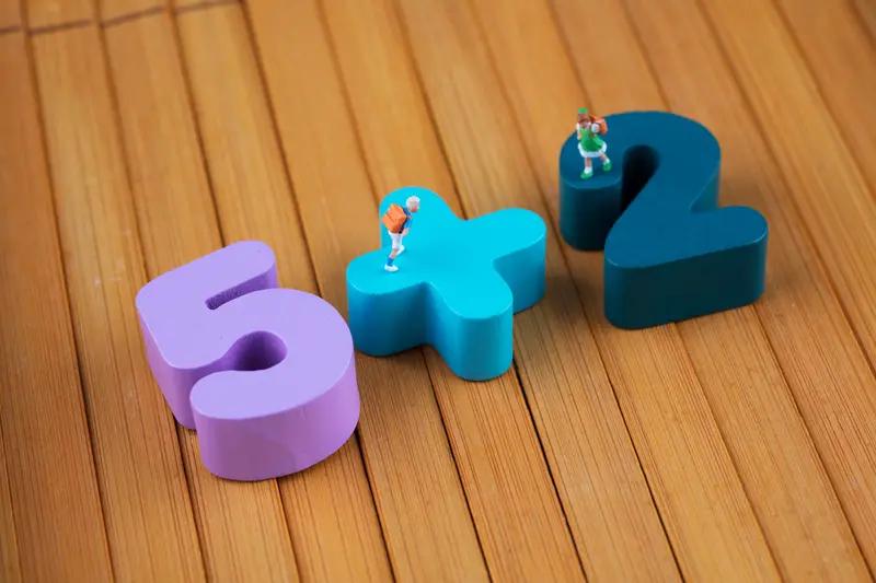 同底数幂相乘幂的乘方积的乘方_八年级上册数学幂运算_积的乘方公式是什么